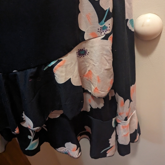 IHot women's XL blue halter top dress with floral flare knee length dress NWT - Picture 2 of 13